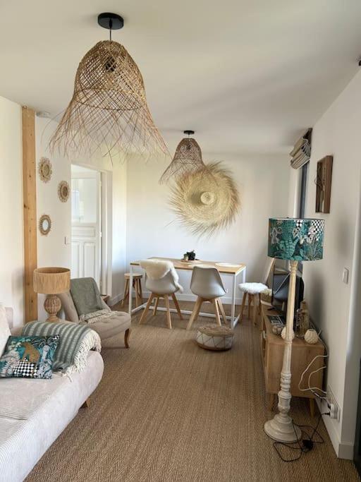 Les Cottages De Carine Saint-Marcel  Eksteriør billede